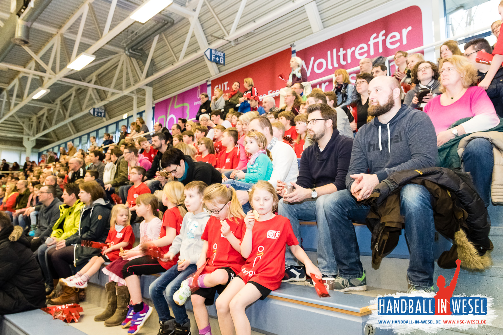 HSG Wesel E-Jugend / Einlaufkids TUSEM Essen 2017